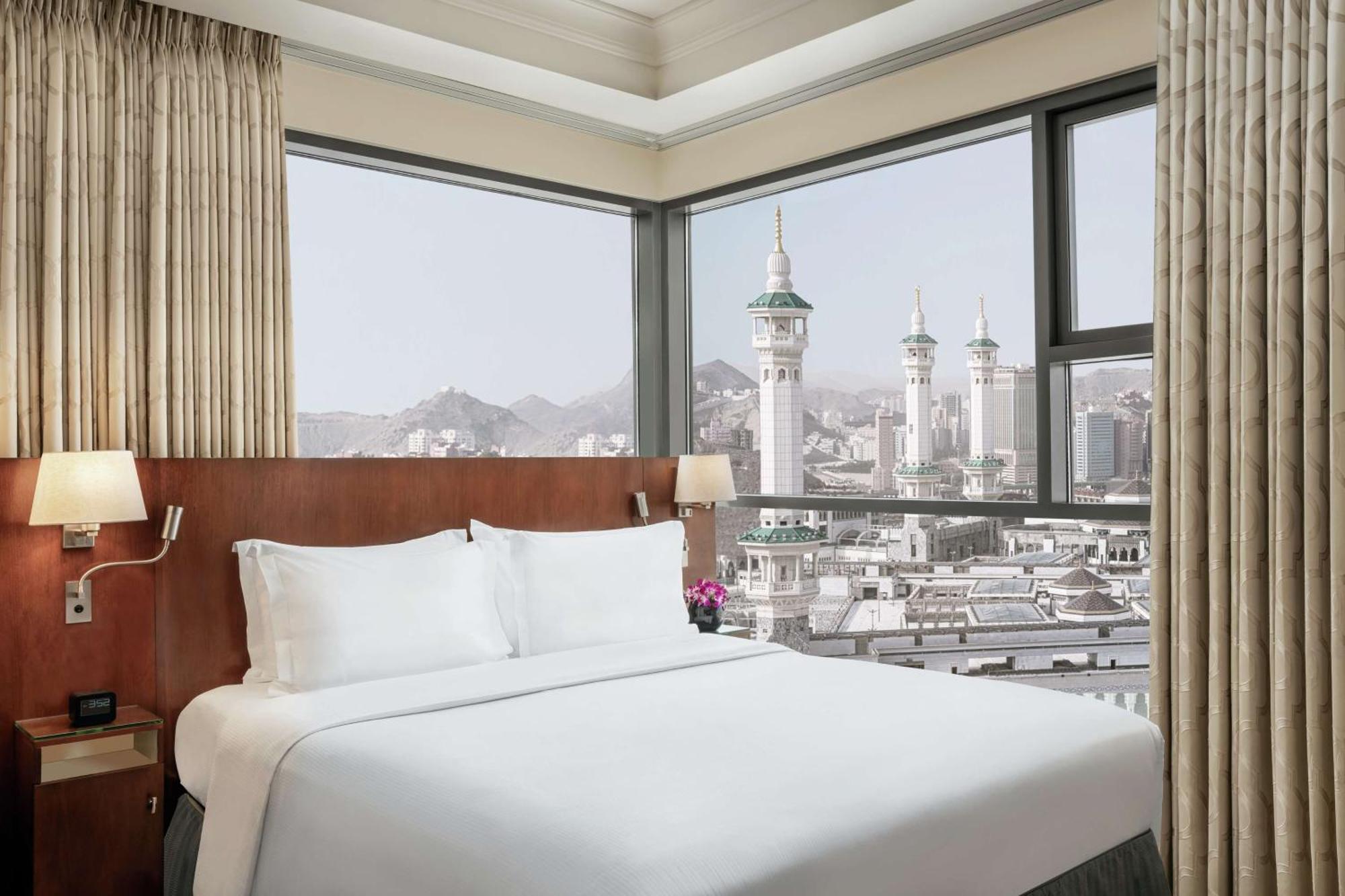 Hilton Suites Makkah Mecca Exterior photo